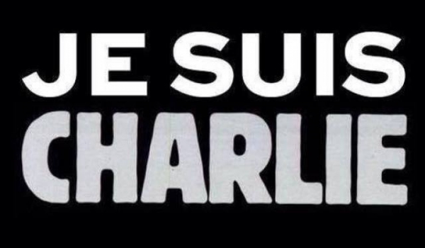 Caza del hombre después de mortal Charlie Hebdo ataque terrorista